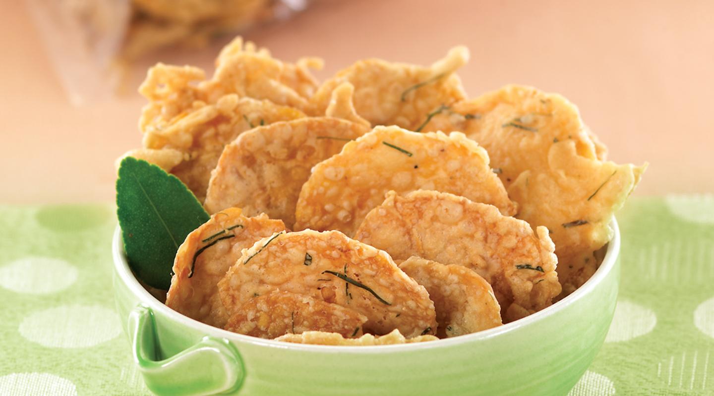 Keripik Tempe dengan Daun Jeruk